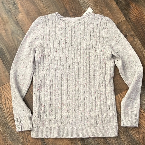 Supper cute talbots sweater. Size small. - Picture 4 of 5